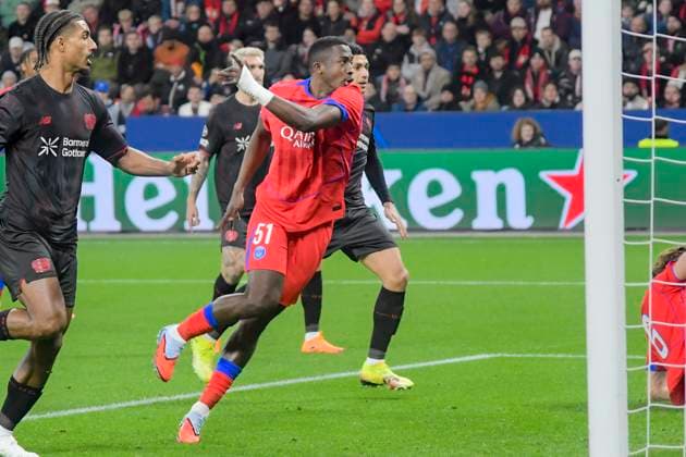Willian Pacho Saint Germain 51 scores to make it 0 1 21 10 2025 Soccer Champions League, Bayer Leverkusen vs Paris Saint Germain, BayArena, Leverkusen, Copyright: xpepphotox xHorstxMauelshagenx pep00321, pep_20251021_hm_169594