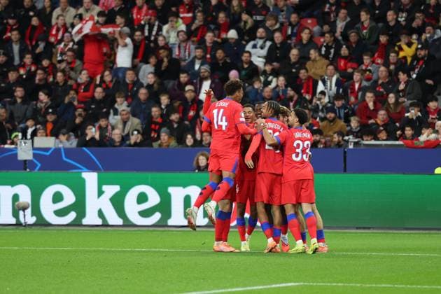 21 10 2025, xrekx, Football UEFA Champions League, Bayer 04 Leverkusen Paris St Germain PSG v l Goal celebration after the goal to celebrate the goal celebrate 0 1 by Willian Pacho FC Paris Saint Germain DFL DFB REGULATIONS PROHIBIT ANY USE OF PHOTOGRAPHS as IMAGE SEQUENCES and or QUASI VIDEO Leverkusen