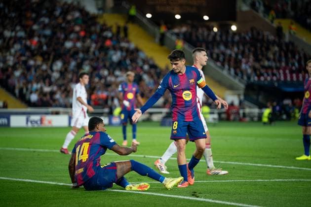 Spain-Football-Champions League FC Barcelona, Barca v Olympiacos in Barcelona, Spain. Barcelona, Spain, 21, October, 2025. FC Barcelona player (14) Marcus Rashford and (8) Pedri during Champions League match between FC Barcelona and Olympiacos in Olympic Stadium Lluis Companys, Barcelona, Spain, on October 21, 2025. Barcelona Olympic Stadium Lluis Companys Barcelona Spain
