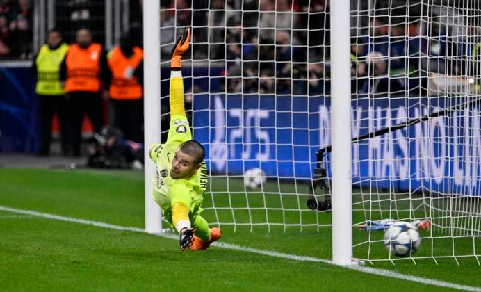 BayArena Leverkusen, , 21 10 2025, Soccer UEFA Champions League Season 2025 26 3 Matchday, Bayer 04 Leverkusen B04 vs Paris Saint Germain PSG the second penalty could not be saved by goalkeeper Lucas Chevalier PSG UEFA REGULATIONS PROHIBIT ANY USE OF PHOTOGRAPHS AS IMAGE SEQUENCES AND OR QUASI VIDEO