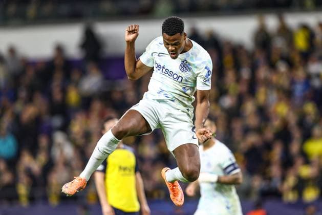 Inter s Denzel Dumfries celebrates after scoring during a soccer game between Belgian Royale Union Saint-Gilloise and Italian Internazionale Milano, Tuesday 21 October 2025 in Brussels, on the third day of the League phase of the UEFA Champions League tournament. BRUNOxFAHY  x137536473x