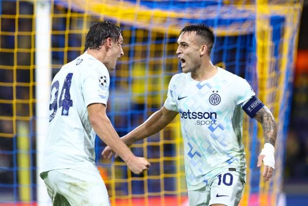 Inter s Lautaro Martinez celebrates after scoring during a soccer game between Belgian Royale Union Saint-Gilloise and Italian Internazionale Milano, Tuesday 21 October 2025 in Brussels, on the third day of the League phase of the UEFA Champions League tournament. BRUNOxFAHY  x137536991x