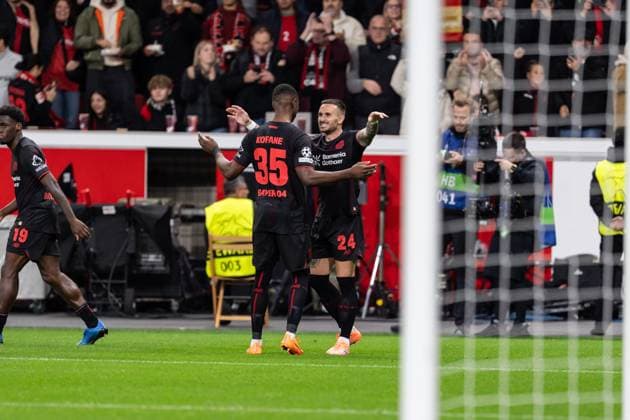 GER, UEFA Champions League, Matchday 3 Bayer 04 Leverkusen vs Paris Saint Germain 21 10 2025, BayArena, Leverkusen, GER, UEFA Champions League, Matchday 3 Bayer 04 Leverkusen vs Paris Saint Germain in picture Goal celebration for the 1 1 goal by Aleix Garcia Garcia Bayer 04 Leverkusen, 24 Christian Kofane Bayer 04 Leverkusen, 35 nordphotoxGmbHxx xChristianxSchulze nph000300