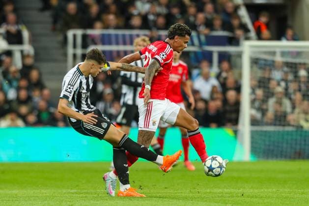 Newcastle United UEFA Champions League Lewis Miley Of Newcastle United in action during the Newcastle United v S.L Benfica UEFA Champions League Round 1 League stage match at St. James Park, Newcastle Upon Tyne, England on 21 October 2025 Credit: Lee Keuneke Every Second Media Editorial use only. All images are copyright Every Second Media Limited. No images may be reproduced without prior permission. Copyright: xIMAGO EveryxSecondxMediax ESM-1628-0046 LeexKeunekex xEveryxSecondxMediax