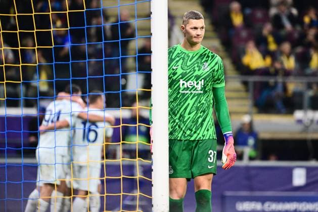 Royale Union Saint-Gilloise v Inter Milan - UEFA Champions League BRUSSELS, BELGIUM - OCTOBER 21 : Scherpen Kjell goalkeeper of Union Saint-Gilloise dejected after an opponent s goal during the UEFA Champions League 2025 26 League Phase MD3 match between Royale Union Saint-Gilloise and Inter Milan on October 21, 2025 in Brussels, Belgium, 21 10 2025 Brussels Belgium  Copyright: xPeterxDexVoechtx
