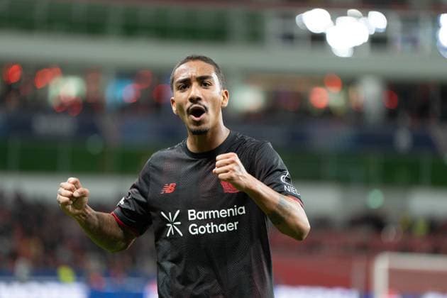 Bayer Leverkusen vs Paris Saint-Germain UEFA Champions League MD3 Arthur of Bayer Leverkusen in action against Paris Saint-Germain during the UEFA Champions League group stage match at BayArena in Leverkusen, Germany, on October 21, 2025. Copyright: xTaiseixIwamotox