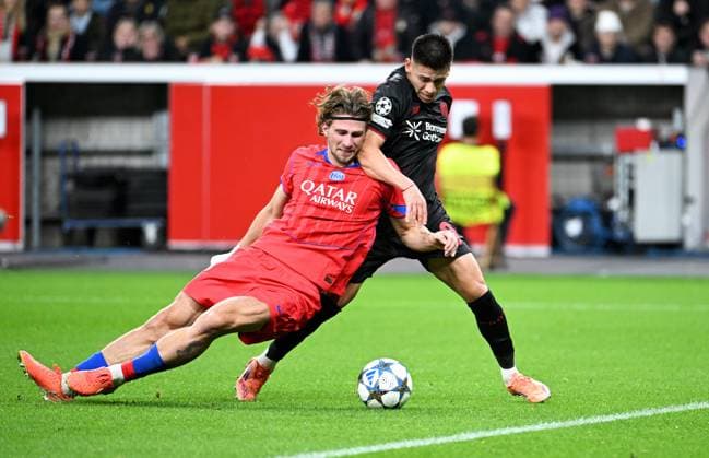 Football, Champions League, Germany, Men, Season 2025 2026, Matchday 3, BayArena Leverkusen Bayer Leverkusen FC Paris Saint Germain Claudio Echeverri LEV , Illia Zabarnyi PSG Action