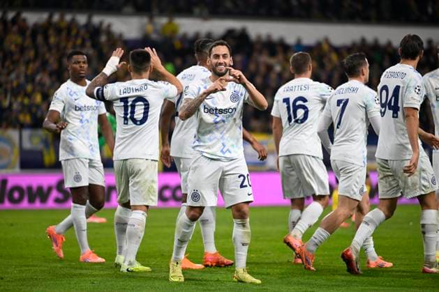 Royale Union Saint-Gilloise v Inter Milan - UEFA Champions League BRUSSELS, BELGIUM - OCTOBER 21 : Calhanoglu Hakan midfielder of FC Internazionale Milano celebrating scoring a goal (0-3) during the UEFA Champions League 2025 26 League Phase MD3 match between Royale Union Saint-Gilloise and Inter Milan on October 21, 2025 in Brussels, Belgium, 21 10 2025 Brussels Belgium  Copyright: xNicoxVereeckenx