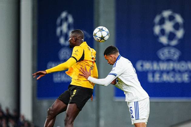 Header duel aerial duel Serhou Guiassy Borussia Dortmund, 09 , Gabriel Pereira FC Copenhagen, 05 DEN, FC Copenhagen vs Borussia Dortmund, Football, UEFA Champions League, Matchday 3, 2025 2026 season, 21 10 2025 DEN, FC Copenhagen vs Borussia Dortmund, Football, UEFA Champions League, Matchday 3, 2025 2026 season, 21 10 2025 Copenhagen Copyright: xEibner-Pressefoto MarcelxvonxFehrnx EP_MFN