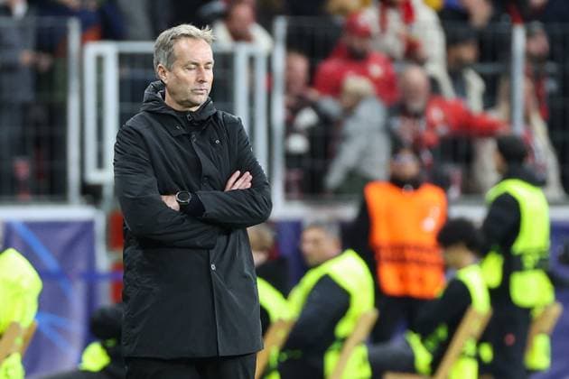 Champions League Bayer 04 Leverkusen Paris Saint Germain on 21 10 2025 at the BayArena in Leverkusen Coach Kasper Hjulmand Leverkusen dissatisfied, disappointed, disillusioned, dejected MH