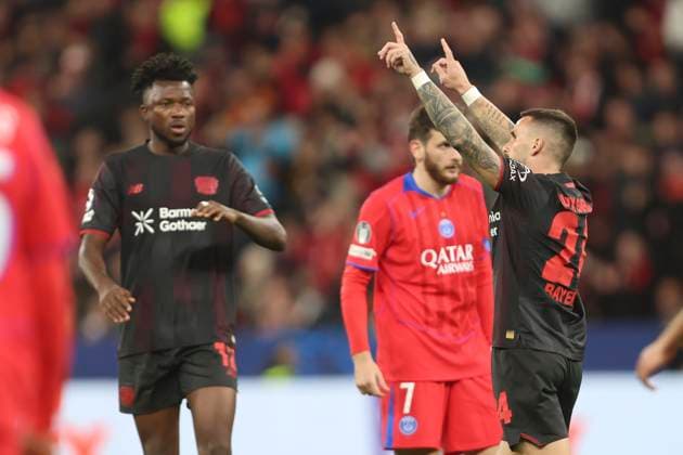 Aleix Garcia (Bayer 04 Leverkusen) DEU during the UEFA Champions League 2025 26 League Phase MD3 match between Bayer 04 Leverkusen and Paris Saint-Germain at BayArena on October 21, 2025 in Leverkusen, Germany. (Photo by Oliver Kaelke DeFodi Images) Aleix Garcia Bayer 04 Leverkusen DEU during the UEFA Champions League 2025 26 League Phase MD3 match between Bayer 04 Leverkusen and Paris Saint Germain at BayArena on October 21, 2025 in Leverkusen, Germany Photo by Oliver Kaelke DeFodi Images