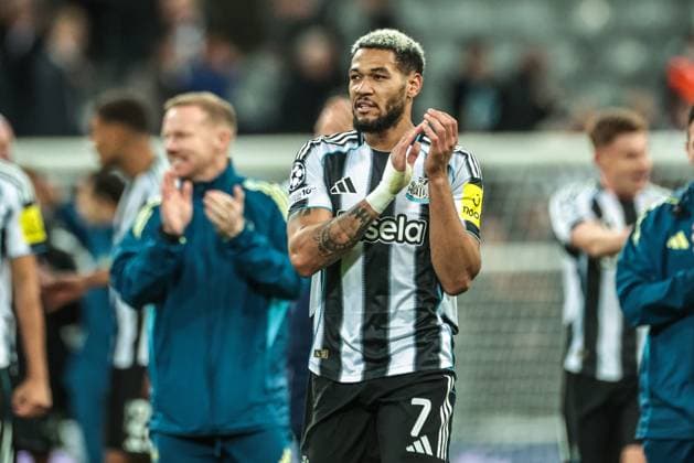 UEFA Champions League Matchday 3 of 8 Newcastle United v Benfica Joelinton of Newcastle United applauds the fans after the game during the UEFA Champions League Matchday 3 of 8 Newcastle United vs Benfica at St. James s Park, Newcastle, United Kingdom, 21st October 2025 (Photo by Mark Cosgrove News Images) Newcastle St. James s Park Tyne and Wear United Kingdom Copyright: xMarkxCosgrove NewsxImagesx