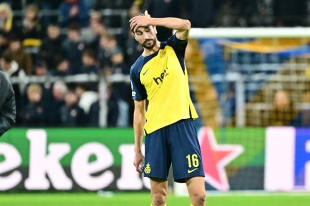 Royale Union Saint-Gilloise v Inter Milan - UEFA Champions League BRUSSELS, BELGIUM - OCTOBER 21 : Burgess Christian defender of Union Saint-Gilloise dejected after the game during the UEFA Champions League 2025 26 League Phase MD3 match between Royale Union Saint-Gilloise and Inter Milan on October 21, 2025 in Brussels, Belgium, 21 10 2025 Brussels Belgium  Copyright: xPeterxDexVoechtx