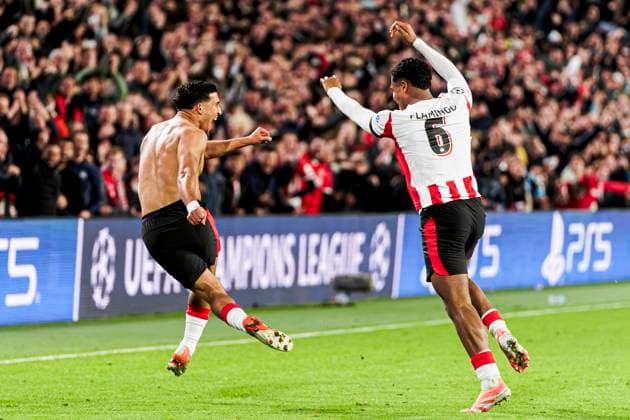Couhaib Driouech of PSV Eindhoven celebrates with Ryan Flamingo of PSV Eindhoven after scoring his teams sixth goal PSV Eindhoven v SSC Napoli, UEFA Champions League 2025 26 League Phase MD3, PSV Eindhoven v SSC Napoli, PSV Stadion, October 21, 2025, Eindhoven, Netherlands.