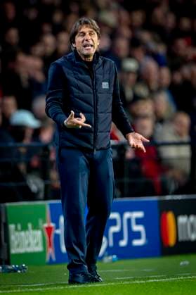 SSC Napoli trainer Antonio Conte during the match PSV Eindhoven vs SSC Napoli at the Philips stadium for the Champions League - League phase - Matchday 3 season 2025-2026 in EINDHOVEN, Netherlands on 21 oktober 2025, (photo by Marcel van Dorst EYE4images DeFodi Images) SSC Napoli trainer Antonio Conte during the match PSV Eindhoven vs SSC Napoli at the Philips stadium for the Champions League League phase Matchday 3 season 2025 2026 in EINDHOVEN, Netherlands on 21 oktober 2025, photo by Marcel van Dorst EYE4images DeFodi Images