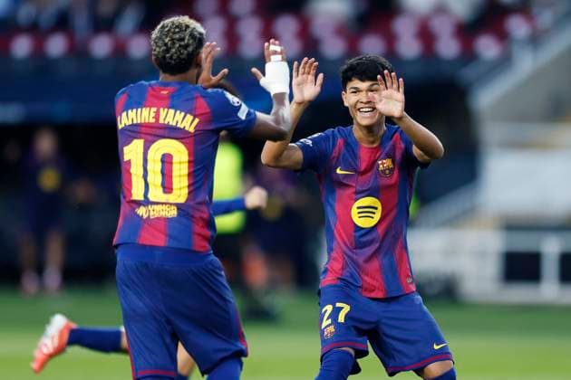 Lamine Yamal, Pedro Dro Fernandez (Barcelona), OCTOBER 21, 2025 - Football Soccer : UEFA Champions League match between FC Barcelona, Barca 6-1 Olympiakos at the Estadi Olimpic Lluis Companys in Barcelona, Spain. Noxthirdxpartyxsales  aflo_307723885