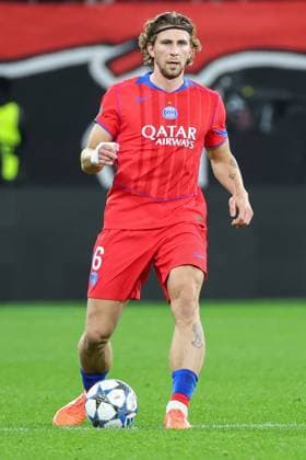 Champions League Bayer 04 Leverkusen Paris Saint Germain on 21 10 2025 at the BayArena in Leverkusen Ilya Zabarnyi Paris 6 on the ball MH