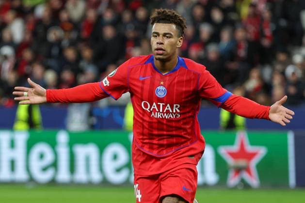 Champions League Bayer 04 Leverkusen Paris Saint Germain on 21 10 2025 at the BayArena in Leverkusen Cheers, goal celebration, goal scorer, goal scorer Desire Doue Paris 14 cheers after his goal for 1 to 4 MH