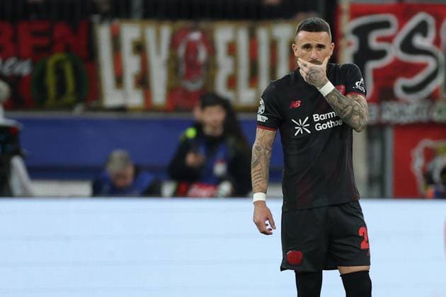 Champions League Bayer 04 Leverkusen Paris Saint Germain on 21 10 2025 at the BayArena in Leverkusen Aleix Garcia Leverkusen 24 dissatisfied, disappointed, disappointed, dejected MH