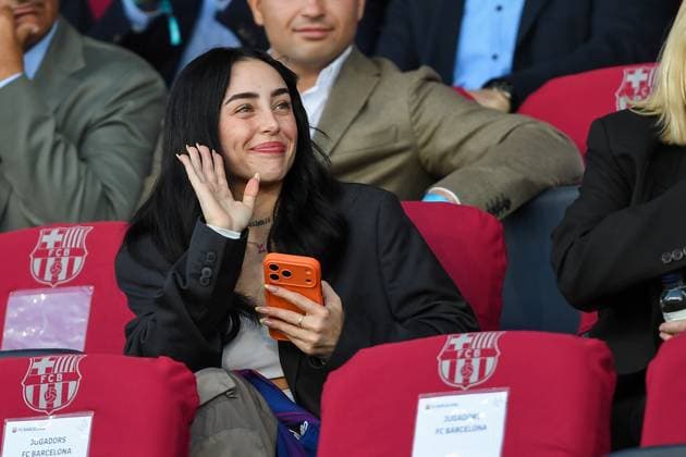 Football, CL, FC Barcelona - Olympiakos Piraeus, Nicki Nicole as guest