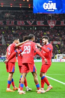 (251022) -- LEVERKUSEN, Oct. 22, 2025 -- Players of Paris Saint Germain celebrate scoring during the UEFA Champions League group stage 3rd round match between Bayer 04 Leverkusen and Paris Saint Germain in Leverkusen, Germany, Oct. 21, 2025. (Photo by Xinhua) (SP)GERMANY-LEVERKUSEN-FOOTBALL-UEFA CHAMPIONS LEAGUE-LEVERKUSEN VS PSG UlrichxHufnagel 