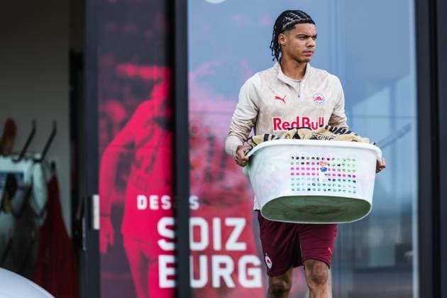 SOCCER - UEFA EL, RBS vs Ferencvaros SALZBURG,AUSTRIA,22.OCT.25 - SOCCER - UEFA Europa League, Red Bull Salzburg vs Ferencvaros Budapest, preview, training RBS. Image shows Enrique Marlon Aguilar (RBS).  GEPAxpictures xJulioxArellano