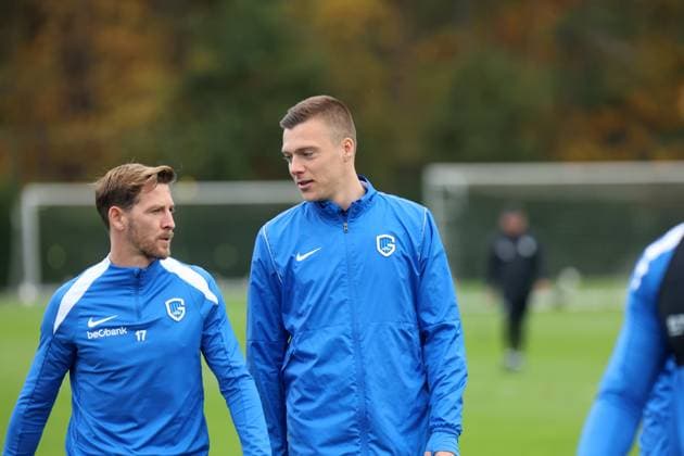 KRC Genk training- UEFA Europa League GENK, BELGIUM - OCTOBER 22 : r17Hrosovsky Patrik midfielder of KRC Genk and r38Heymans Daan midfielder of KRC Genk training KRC GENK before the UEFA Europa League 2025 26 League Phase game against Real Betis on October 22, 2025 in Genk, Belgium, 22 10 25 Eeklo Belgium  Copyright: xJeffreyxGaensx