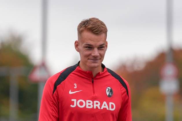 Philipp Lienhart SC Freiburg, 03 , last media training session of SC Freiburg before the third Europa League match in the league phase, Germany, Football, UEFA Europa League, Matchday 3, 2025 2026, SC Freiburg vs FC Utrecht, 22 10 2025, last media training session of SC Freiburg before the third Europa League match in the league phase, Europa Park Stadion, Freiburg, Germany Freiburg Europa Park Stadion Baden Württemberg Germany Copyright: xArnexAmbergx
