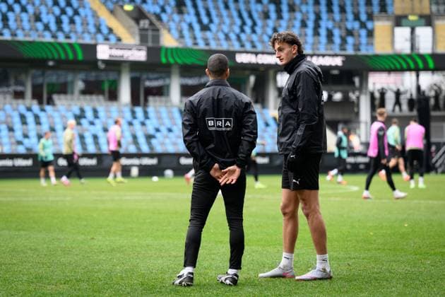 251022 Silas Andersen during a training session with Häcken on October 22, 2025 in Gothenburg Photo Carl Sandin BILDBYRAN kod CS CS0799 fotboll football soccer fotball uefa conference league conference league träning practice training häcken bbeng  Copyright: CARLxSANDIN BB251022CS025