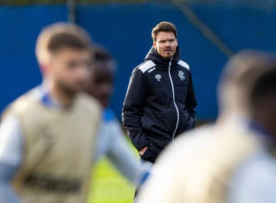Rangers Head Coach Danny Rohl during today s training session at The Rangers Training Centre, Glasgow. Rangers Training - The Rangers Training Centre, Glasgow, Lanarkshire, Scotland, UK - 22 Oct 2025Glasgow The Rangers Training Centre Lanarkshire, Scotland United Kingdom EDITORIAL USE ONLY  Copyright: xRangersxFC Shutterstockx 15565326am