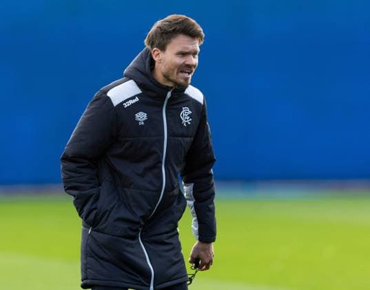 Rangers Head Coach Danny Rohl during today s training session at The Rangers Training Centre, Glasgow. Rangers Training - The Rangers Training Centre, Glasgow, Lanarkshire, Scotland, UK - 22 Oct 2025Glasgow The Rangers Training Centre Lanarkshire, Scotland United Kingdom EDITORIAL USE ONLY  Copyright: xRangersxFC Shutterstockx 15565326be