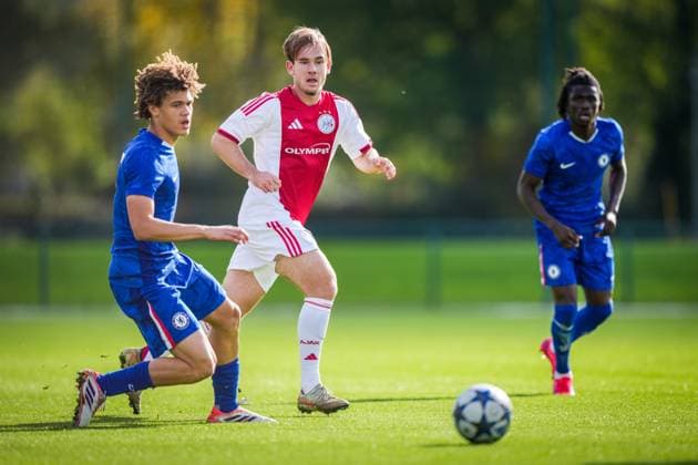 SURREY , 22-10-2025 , Chelsea Football Club Training Ground , season 2025 2026 , UEFA Youth League football , League phase Matchday 3 , match between Chelsea and Ajax , picture shows Ajax player Mark Verkuijl Chelsea - Ajax (Youth League)  x31639326x Copyright: