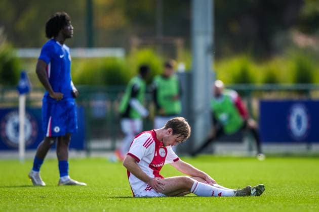 SURREY , 22-10-2025 , Chelsea Football Club Training Ground , season 2025 2026 , UEFA Youth League football , League phase Matchday 3 , match between Chelsea and Ajax , picture shows Ajax player Mark Verkuijl Chelsea - Ajax (Youth League)  x31639424x Copyright: