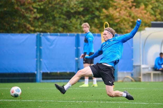 22 10 2025, Football, Men, 2 BL, Season 2025 2026, Training Holstein Kiel Jonas Therkelsen just misses Kiel, Projensdorf Projensdorf, Training ground Schleswig Holstein Germany