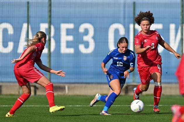 SERBIA U17, U 17 vs DENMARK U17 JANA PANIC vs THEA PETERSEN football U17 national team, Nationalteam Srbia vs Denmark Evropean championship qualification match at sports center FSS, Stara Pazova 22.10.2025 Foto: FOOTBALL, SERBIA U17, DENMARK U17, European Championship, EM, Europameisterschaft QUALIFICATION Stara Pazova Sports center Stara Pazova Serbia Copyright: xMarkoxMetlas xMNxPressx
