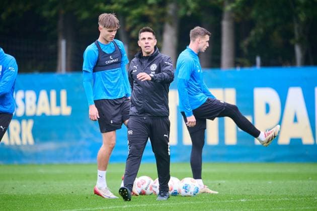 Football, 2nd BL, Holstein Kiel, Training