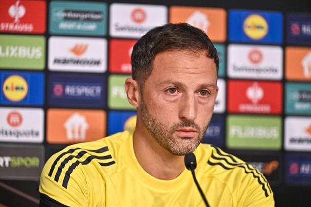 Ahead of the Fenerbahce v Stuttgart - UEFA Europa League ISTANBUL, TURKIYE - OCTOBER 22: Fenerbahce head coach Domenico Tedesco and player Edson Alvarez speak during a press conference, PK, Pressekonferenz at Fenerbahce Can Bartu Facilities ahead of the UEFA Europa League week 3 match against German team Stuttgart in Istanbul, Turkiye, on October 22, 2025. Muhammed Enes Yildirim Anadolu Istanbul Turkey. Editorial use only. Please get in touch for any other usage.  Copyright: x2025xAnadoluxMuhammedxEnesxYildirimx