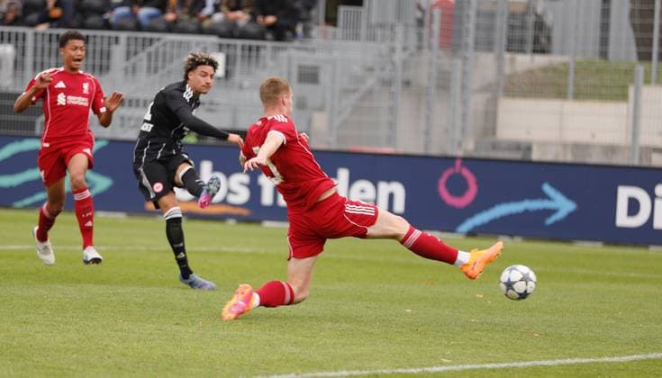 22 10 2025 xphx Dreieich UEFA Youth League 2025 2026 Eintracht Frankfurt FC Liverpool U19 Goal for 2 0 by Alessandro Gaul Souza Eintracht Frankfurt