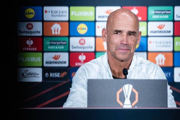SOCCER - UEFA EL, RBS vs Ferencvaros SALZBURG,AUSTRIA,22.OCT.25 - SOCCER - UEFA Europa League, Red Bull Salzburg vs Ferencvaros Budapest, preview, press conference, PK, Pressekonferenz RBS. Image shows head coach Thomas Letsch (RBS).  GEPAxpictures xJulioxArellano
