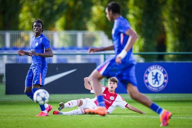 SURREY , 22-10-2025 , Chelsea Football Club Training Ground , season 2025 2026 , UEFA Youth League football , League phase Matchday 3 , match between Chelsea and Ajax , picture shows Ajax player Damian van der Vaart Chelsea - Ajax (Youth League)  x31640163x Copyright: