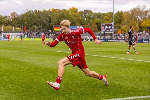 Football - UEFA Youth League - League Phase - Eintracht Frankfurt Under-19 s v Liverpool FC Under-19 s FRANKFURT, GERMANY - Wednesday, October 22, 2025: Liverpool s Oliver O Connor celebrates after scoring his side s fifth goal during the UEFA Youth League match between Eintracht Frankfurt Under-19 s and Liverpool FC Under-19 s at Sportpark Dreieich. (Photo by David Rawcliffe Propaganda) FRANKFURT Sportpark Dreieich HESSE GERMANY  Copyright: xDavidxRawcliffex P2025-10-22-Liverpool_U19_Frankfurt_U19-26