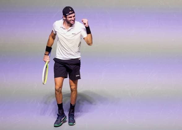 Matteo Berrettini ITA makes a fist and cheers, cheers, joy, emotion Tennis ERSTE BANK OPEN 2025 ATP 500 Stadthalle Vienna Austria 22 October 2025 Copyright: xJuergenxHasenkopfx