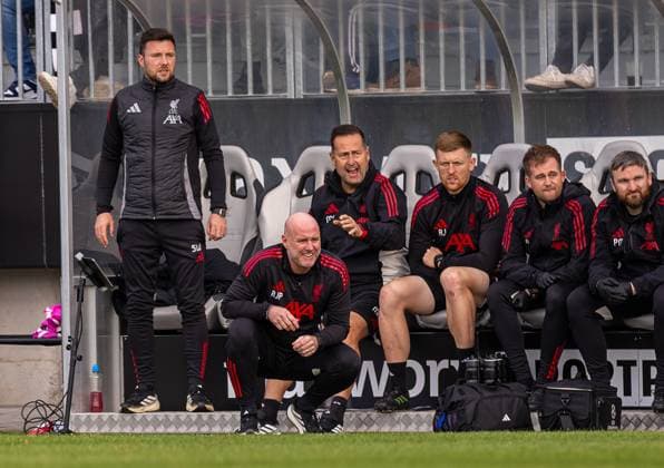 Football - UEFA Youth League - League Phase - Eintracht Frankfurt Under-19 s v Liverpool FC Under-19 s FRANKFURT, GERMANY - Wednesday, October 22, 2025: Liverpool s Under-19 s head coach Robert Page during the UEFA Youth League match between Eintracht Frankfurt Under-19 s and Liverpool FC Under-19 s at Sportpark Dreieich. (Photo by David Rawcliffe Propaganda) FRANKFURT Sportpark Dreieich HESSE GERMANY  Copyright: xDavidxRawcliffex P2025-10-22-Liverpool_U19_Frankfurt_U19-31