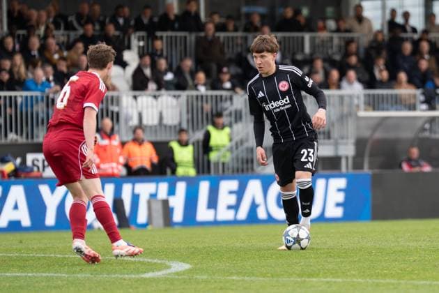 22 10 2025, xhfmx, Football UEFA Youth League, Eintracht Frankfurt FC Liverpool Niko Ilicevic Eintracht Frankfurt U19 DFL DFB REGULATIONS PROHIBIT ANY USE OF PHOTOGRAPHS as IMAGE SEQUENCES and or QUASI VIDEO Dreieich