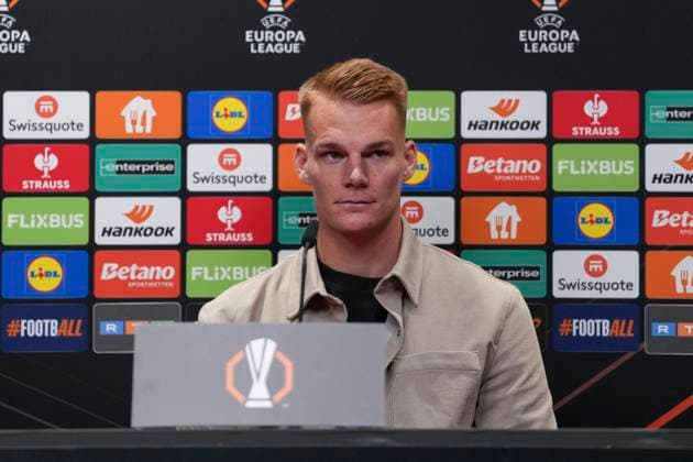 Philipp Lienhart SC Freiburg, 03 , Press conference of SC Freiburg before the third Europa League match in the league phase, Press conference, Germany, Football, UEFA Europa League, Matchday 3, 2025 2026, SC Freiburg vs FC Utrecht, 22 10 2025, Press conference of SC Freiburg before the third Europa League match in the league phase, Press conference, Europa Park Stadion, Freiburg, Germany Freiburg Europa Park Stadion Baden Württemberg Germany Copyright: xArnexAmbergx