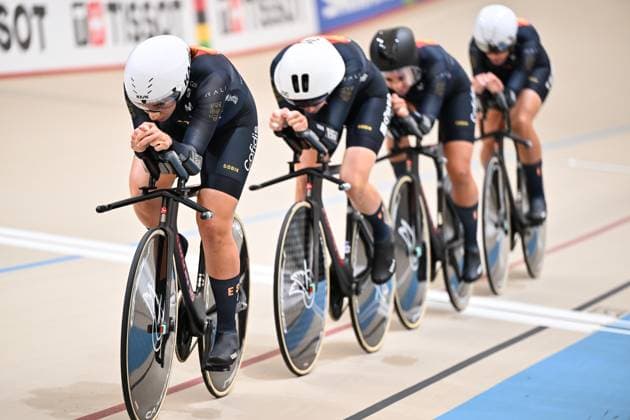 2025 Tissot UCI Track World Championships Picture by Simon Wilkinson SWpix.com - 22 10 2025 - Cycling - 2025 Tissot UCI Track World Championships - Velodromo PenalolÃ n, Santiago, Chile - Women s Team Pursuit - Qualifying - Isabella Maria Escalera (Spain), Laura Rodriguez Cordero (Spain), Isabel Ferreres Navarro (Spain), Margarita Lopez Llull (Spain) Copyright: x xSWpix.comx(t axPhotographyxHubxLtd)xSimonxWilkinson SWpix.comx SWP-3030-10357