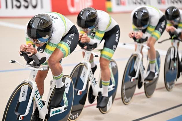 2025 Tissot UCI Track World Championships Picture by Simon Wilkinson SWpix.com - 22 10 2025 - Cycling - 2025 Tissot UCI Track World Championships - Velodromo PenalolÃ n, Santiago, Chile - Women s Team Pursuit - Qualifying - Alexandra Grace Manly (Australia), Maeve Plouffe (Australia), Alyssa Polites (Australia), Sophie Edwards (Australia) Copyright: x xSWpix.comx(t axPhotographyxHubxLtd)xSimonxWilkinson SWpix.comx SWP-3030-10358