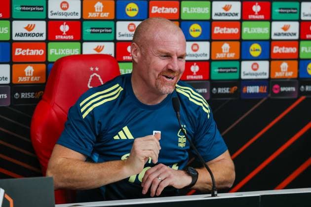 Nottingham Forest New Manager Nottingham Forest Manager Sean Dyche press conference, PK, Pressekonferenz ahead of the Nottingham Forest v FC Porto UEFA Europa League Round 1 match at the City Ground, West Bridgford, England on 22 October 2025 Credit: Lee Keuneke Every Second Media Editorial use only. All images are copyright Every Second Media Limited. No images may be reproduced without prior permission. All rights reserved. Premier League and Football League images are subject to licensing agreements with Football DataCo Limited. see https: www.football-dataco.com Copyright: xIMAGO EveryxSecondxMediax ESM-1632-0015 LeexKeunekex xEveryxSecondxMediax