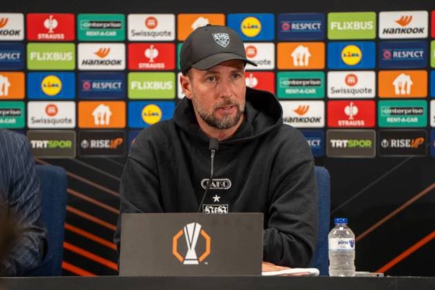 Sebastian Hoeneß VfB Stuttgart, Coach , Mediaday, Press conference, TUR, Fenerbahce Istanbul vs VfB Stuttgart, Football, UEFA Europa League, Mediaday, Matchday 3, Season 2025 2026, 22 10 2025, TUR, Fenerbahce Istanbul vs VfB Stuttgart, Football, UEFA Europa League, Mediaday, Matchday 3, Season 2025 2026, 22 10 2025, Istanbul Copyright: xEibner-Pressefoto EdwardxCheungx EP_ECG