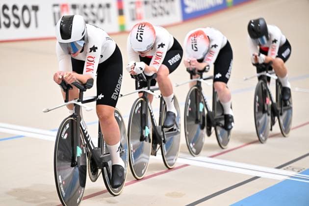 2025 Tissot UCI Track World Championships Picture by Simon Wilkinson SWpix.com - 22 10 2025 - Cycling - 2025 Tissot UCI Track World Championships - Velodromo PenalolÃ n, Santiago, Chile - Women s Team Pursuit - Qualifying - Aline Seitz (Switzerland), Jasmin Liechti (Switzerland), Fabienne Buri (Switzerland), Annika Liehner (Switzerland) Copyright: x xSWpix.comx(t axPhotographyxHubxLtd)xSimonxWilkinson SWpix.comx SWP-3030-10366
